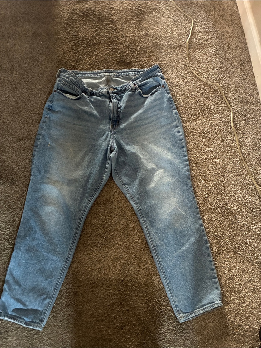 Old Navy Light Blue Relaxed Boyfriend Jeans